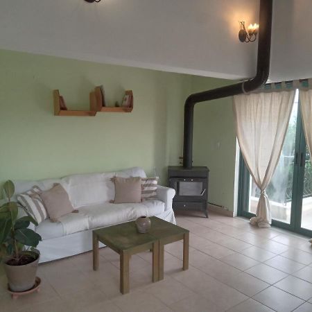The White Rabbit Guesthouse Eco-Lodge "Cosy Apartment" Psakoudia Exterior foto